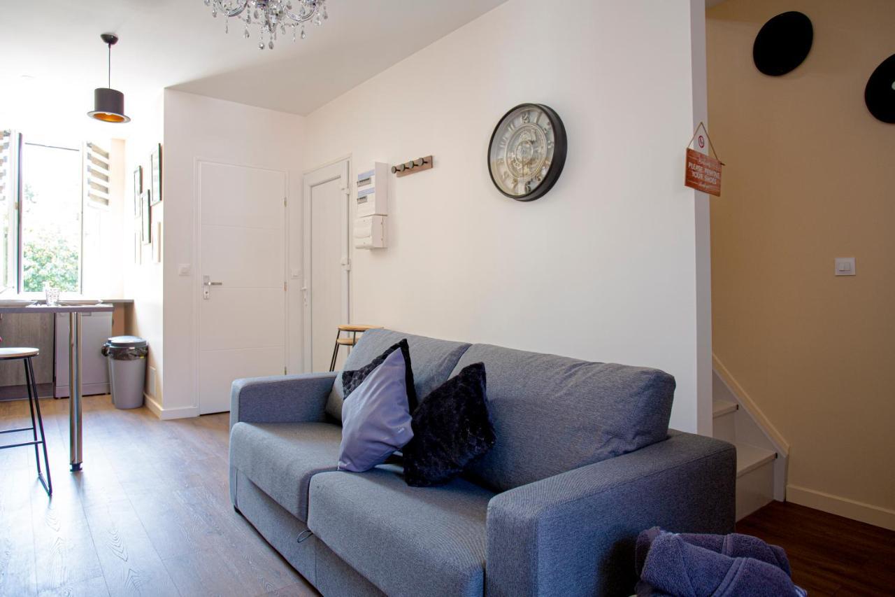 Ideal Pro & Couple - 2 Logements Theme Boho Chic Rdc & Dandy 1Er Etage - Quartier Calme - Jardin - Wifi Hd - Smart Tv - Parking Gratuit - Proche Centre & Transports - Ask Home Valenciennes Eksteriør bilde