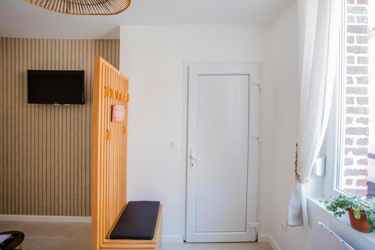 Ideal Pro & Couple - 2 Logements Theme Boho Chic Rdc & Dandy 1Er Etage - Quartier Calme - Jardin - Wifi Hd - Smart Tv - Parking Gratuit - Proche Centre & Transports - Ask Home Valenciennes Eksteriør bilde
