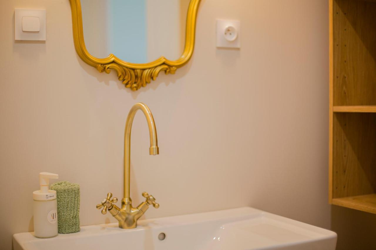 Ideal Pro & Couple - 2 Logements Theme Boho Chic Rdc & Dandy 1Er Etage - Quartier Calme - Jardin - Wifi Hd - Smart Tv - Parking Gratuit - Proche Centre & Transports - Ask Home Valenciennes Eksteriør bilde