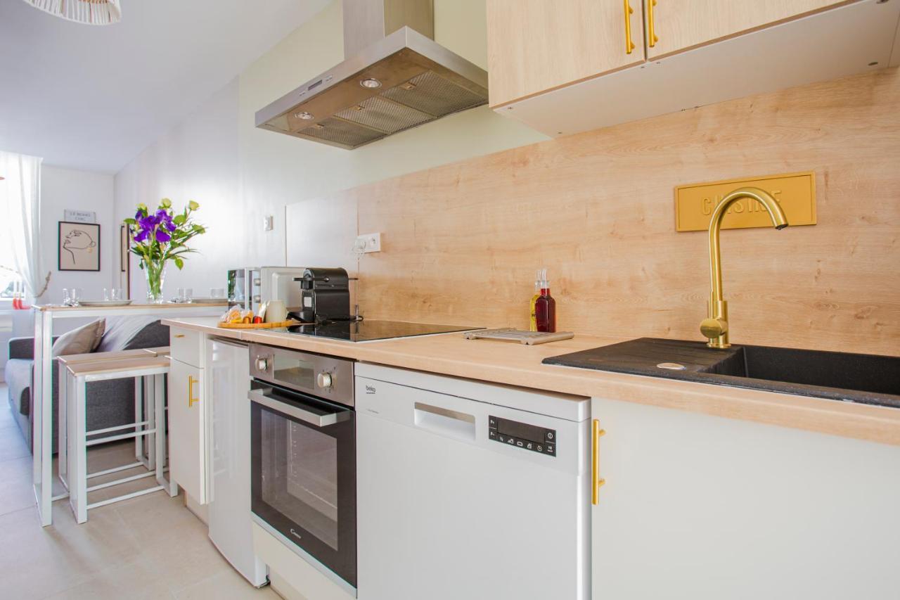 Ideal Pro & Couple - 2 Logements Theme Boho Chic Rdc & Dandy 1Er Etage - Quartier Calme - Jardin - Wifi Hd - Smart Tv - Parking Gratuit - Proche Centre & Transports - Ask Home Valenciennes Eksteriør bilde